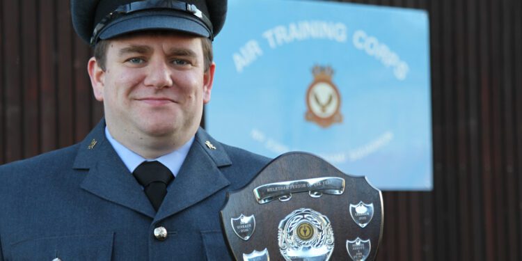 Town awards for pandemic volunteers & air cadet leader