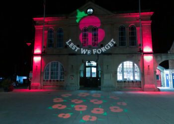 Community to come together to remember