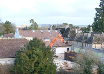 Demolition works begins at Melksham House