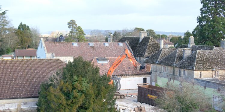 Demolition works begins at Melksham House