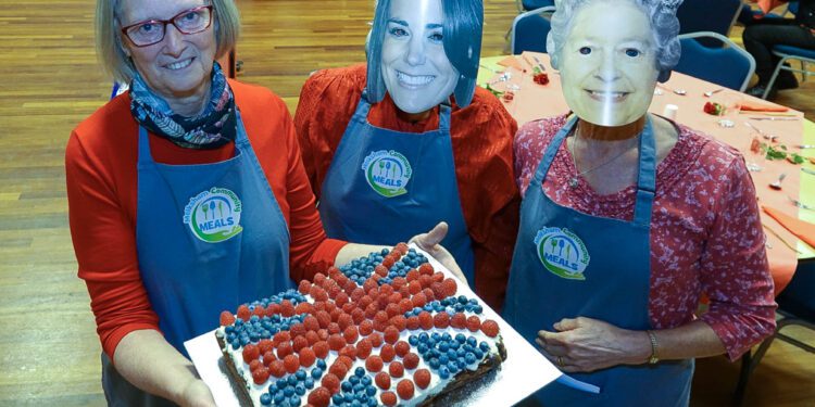 A cake fit for the Queen!