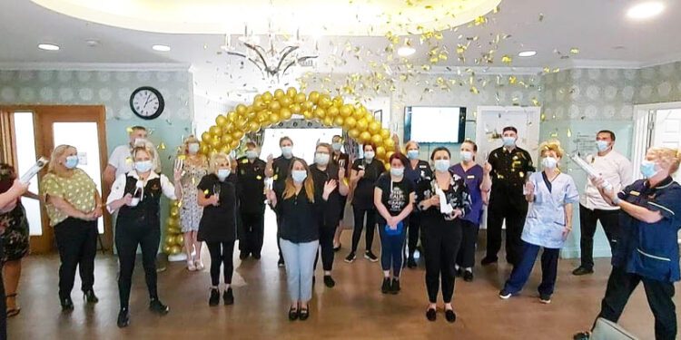 Care home marks National Day of Reflection