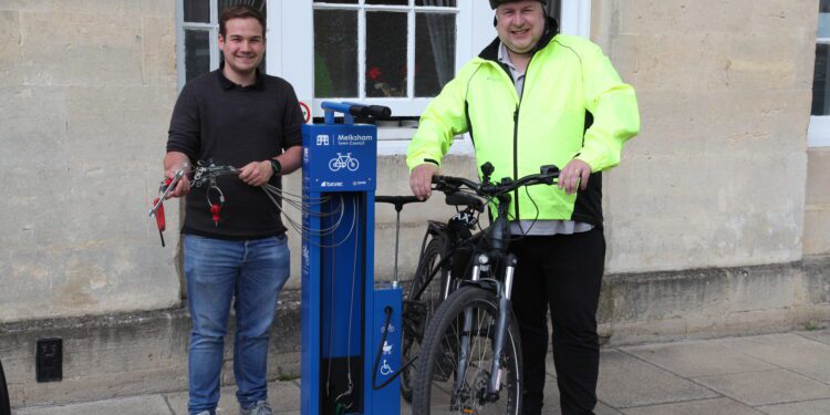 New bike maintenance station installed in town centre