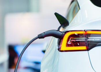 Company praised for electric charging hub plan