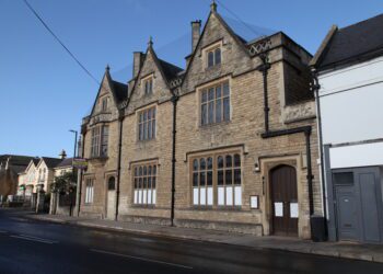 Bid for a town centre banking hub