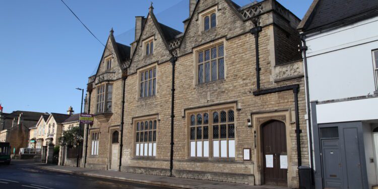 Bid for a town centre banking hub