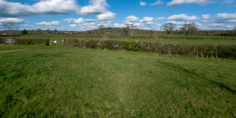 Opposition to plans for 650 new houses in Melksham East