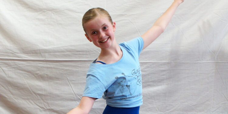 Melksham dancer selected for  English Youth Ballet’s Swan Lake
