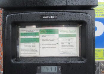 Blue Badge holders complain over ‘tiny’ signs for free parking hour