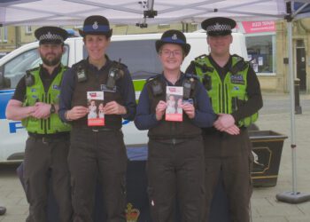 Police ‘drop-in’ to the Market Place for a public engagement session