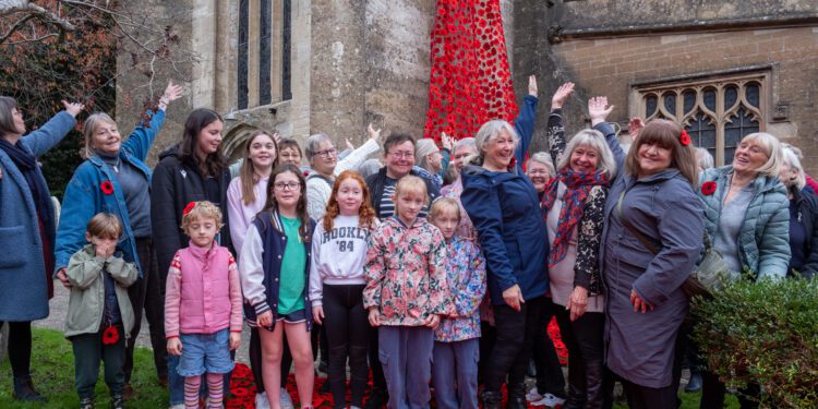 Holt’s spectacular  poppy cascade shines light on community spirit