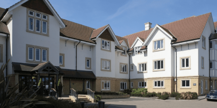 Care home gathers donations for Melksham Food Bank