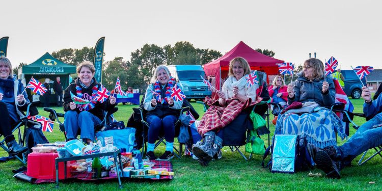 Melksham enjoys Proms in the Park