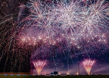 Prepare to be dazzled at Melksham’s fireworks display