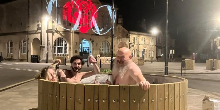 Residents have fun with new town centre planters