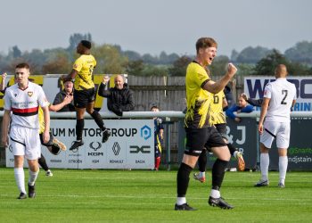 Mixed fortunes for Town: big win over Falmouth, defeat to Didcot