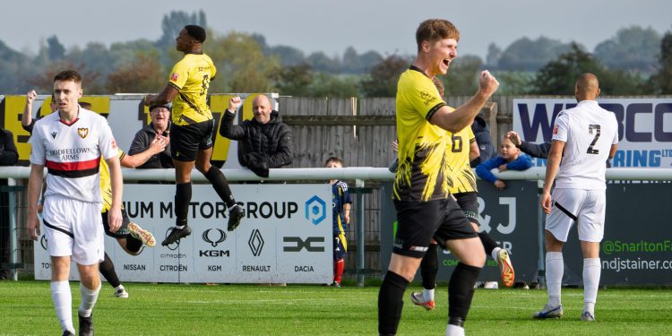 Mixed fortunes for Town: big win over Falmouth, defeat to Didcot