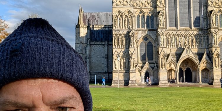 Local man’s 43-mile pilgrimage raises funds for church buildings