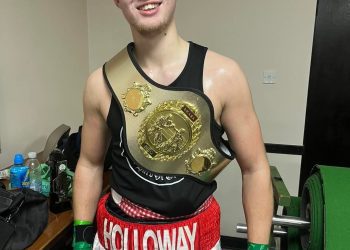 Melksham boxer wins regional title