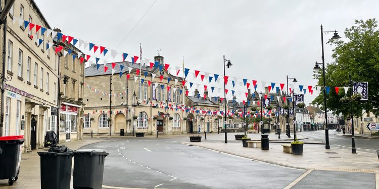 Nature-themed bunting-making workshop