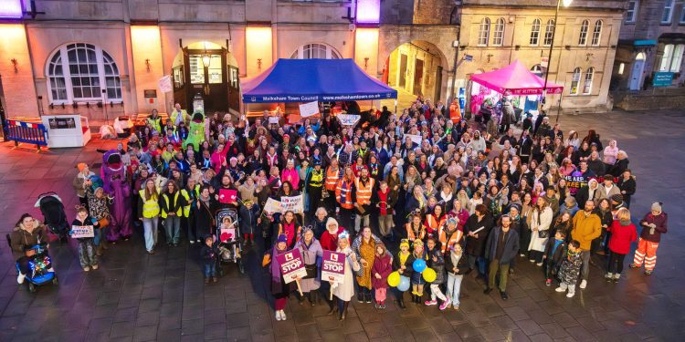 Hundreds march through Melksham streets for women’s safety