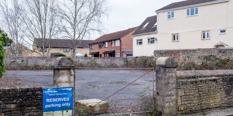Plans for four houses on former Bath Road car park