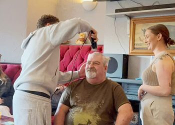 Pub community raises over £2,000 in support of local teen