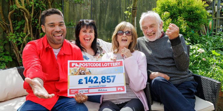 Neighbours win  £1 million in  Postcode Lottery