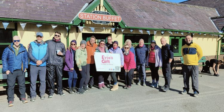 Fundraisers climb Snowdon for children’s charity