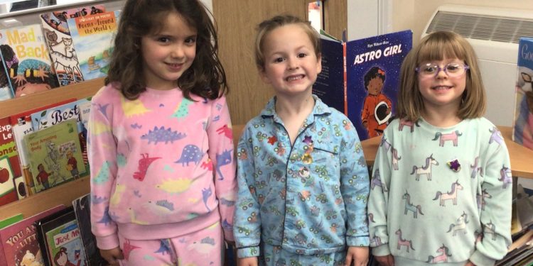Pupils wear pyjamas for Alzheimer’s charity
