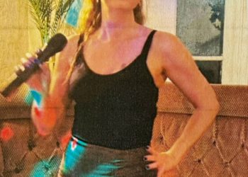 Live music with Victoria at the Cons Club