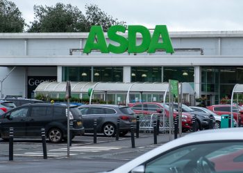 Plan for car-buying office in Asda car park
