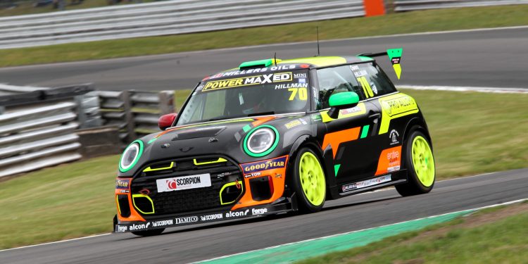 Melksham driver continues Mini Challenge campaign at Oulton Park