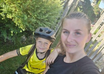 Mum’s running challenge boosts 3G pitch fundraiser