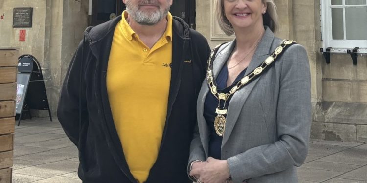 Men’s walk to shine light on mental health